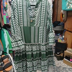 MISSLOOK Green and White Tribal Print Tiered Mini Dress